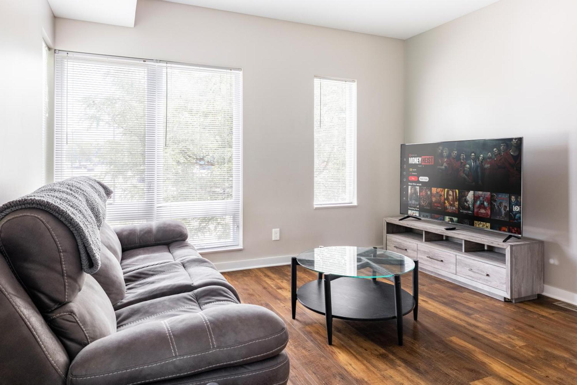 Luxury Downtown Townhome Unit 14 Кливленд Экстерьер фото